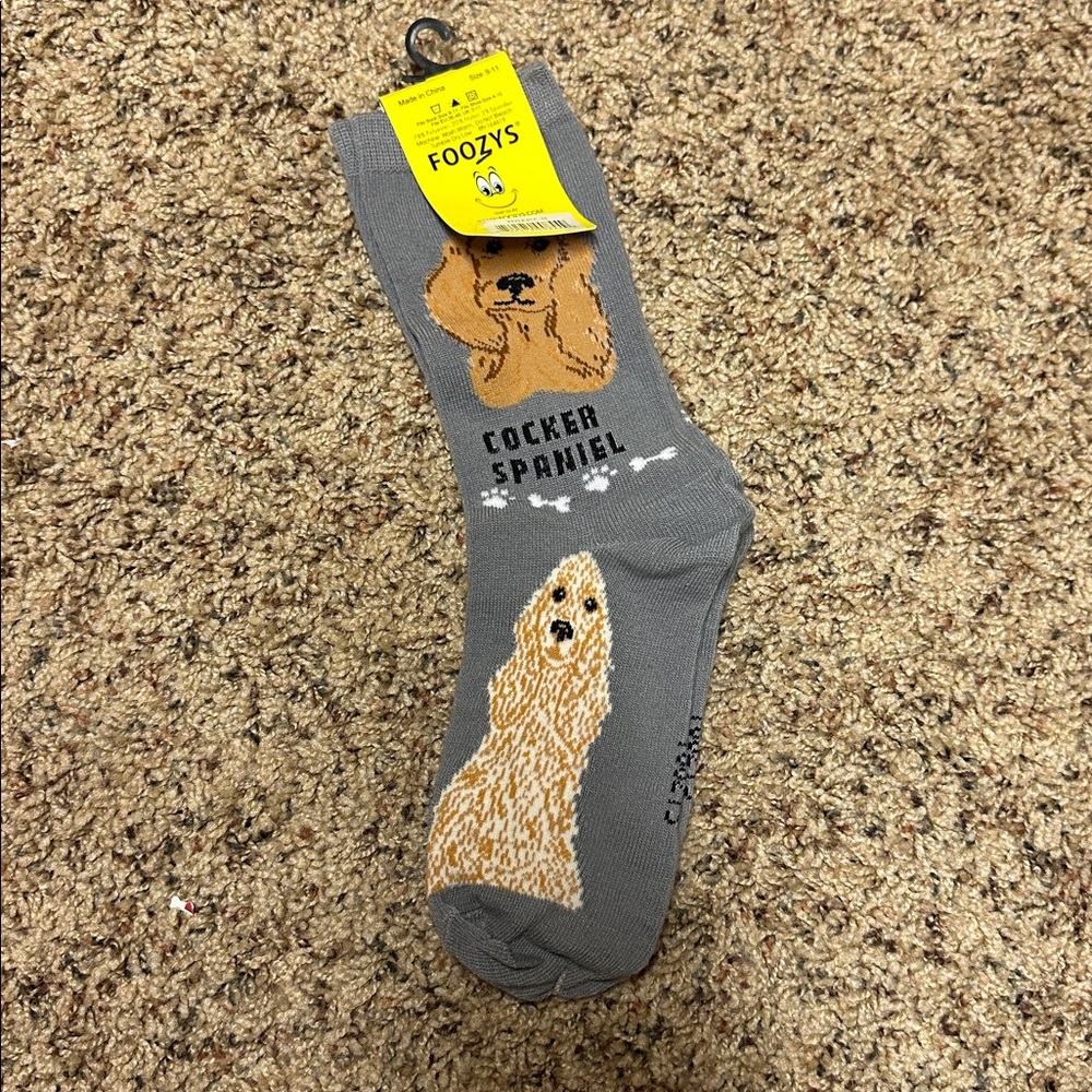 Fuzzy's Gray Dog Socks with Cocker Spaniel Design - Picture 2 of 2